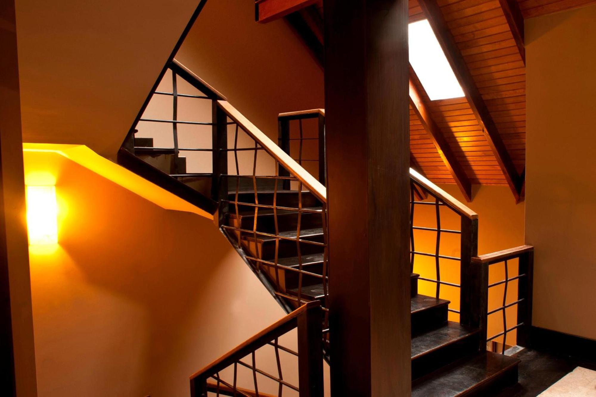 Arelauquen Lodge, A Tribute Portfolio Hotel Bariloche Buitenkant foto